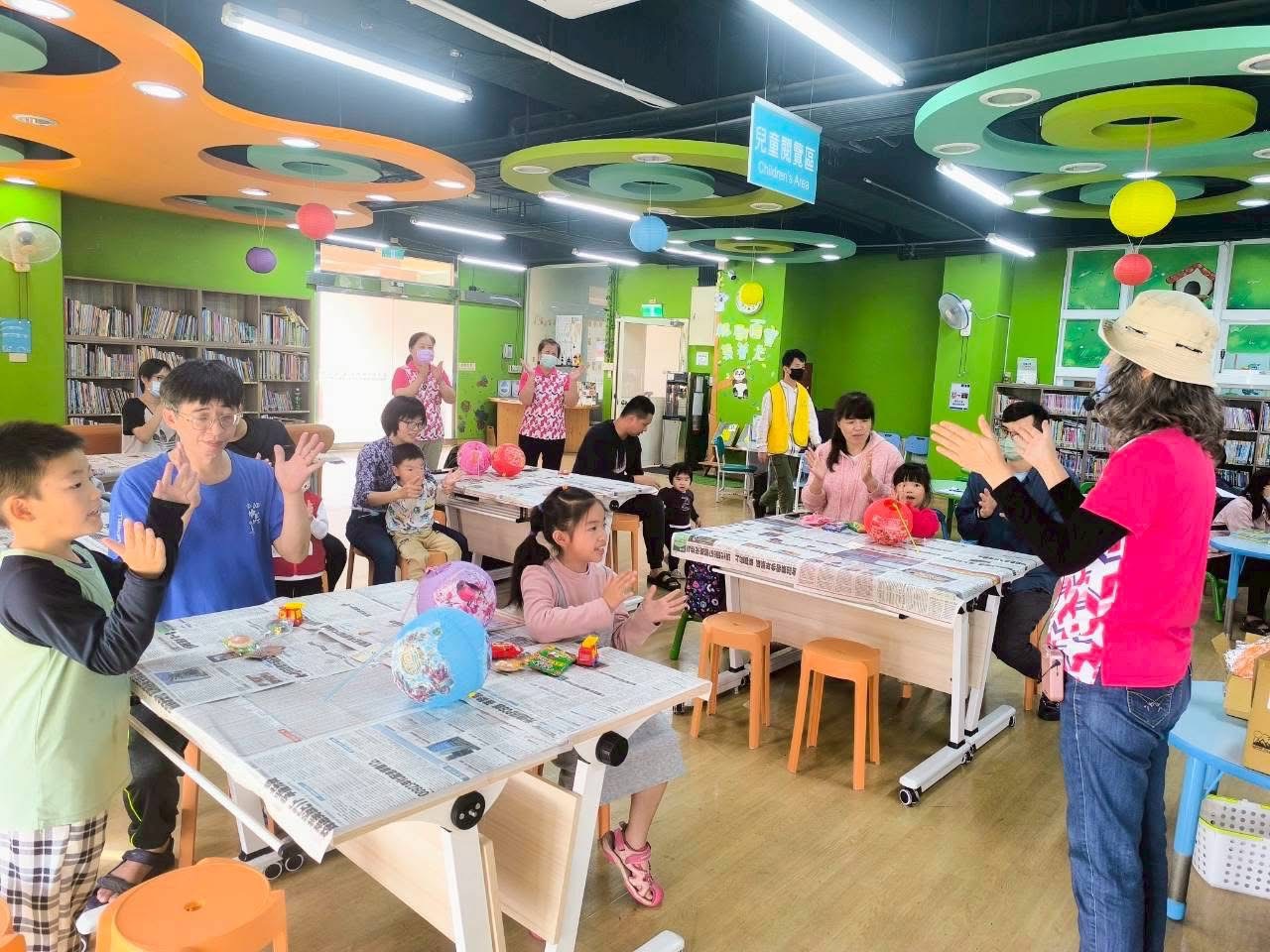 大肚圖書館-龍東家政班繪本分享