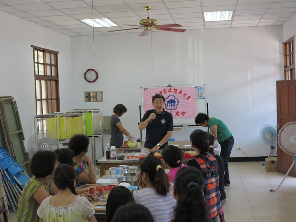 IMG_0067s.jpg